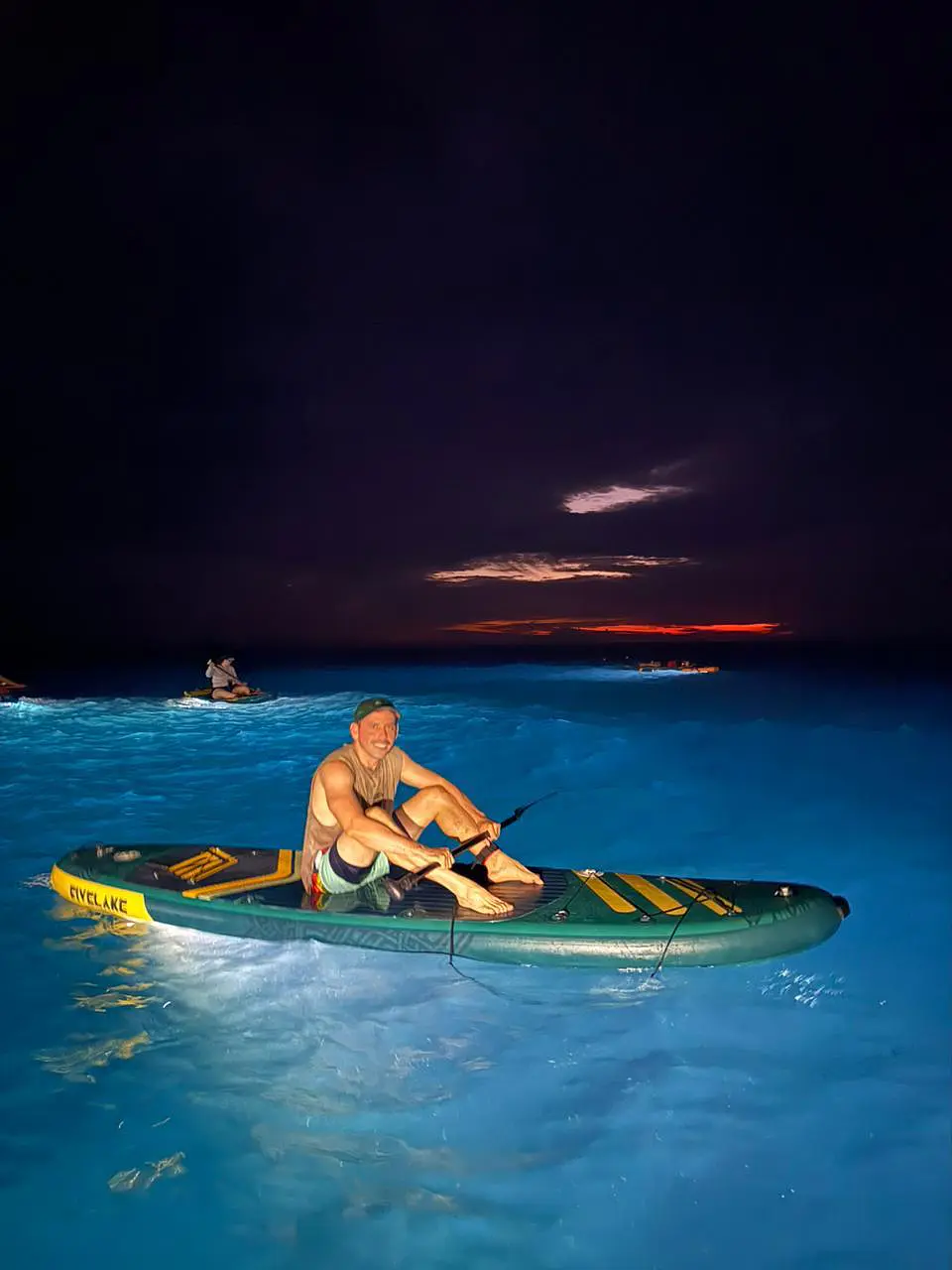 PADDEL NOCTURNO 4