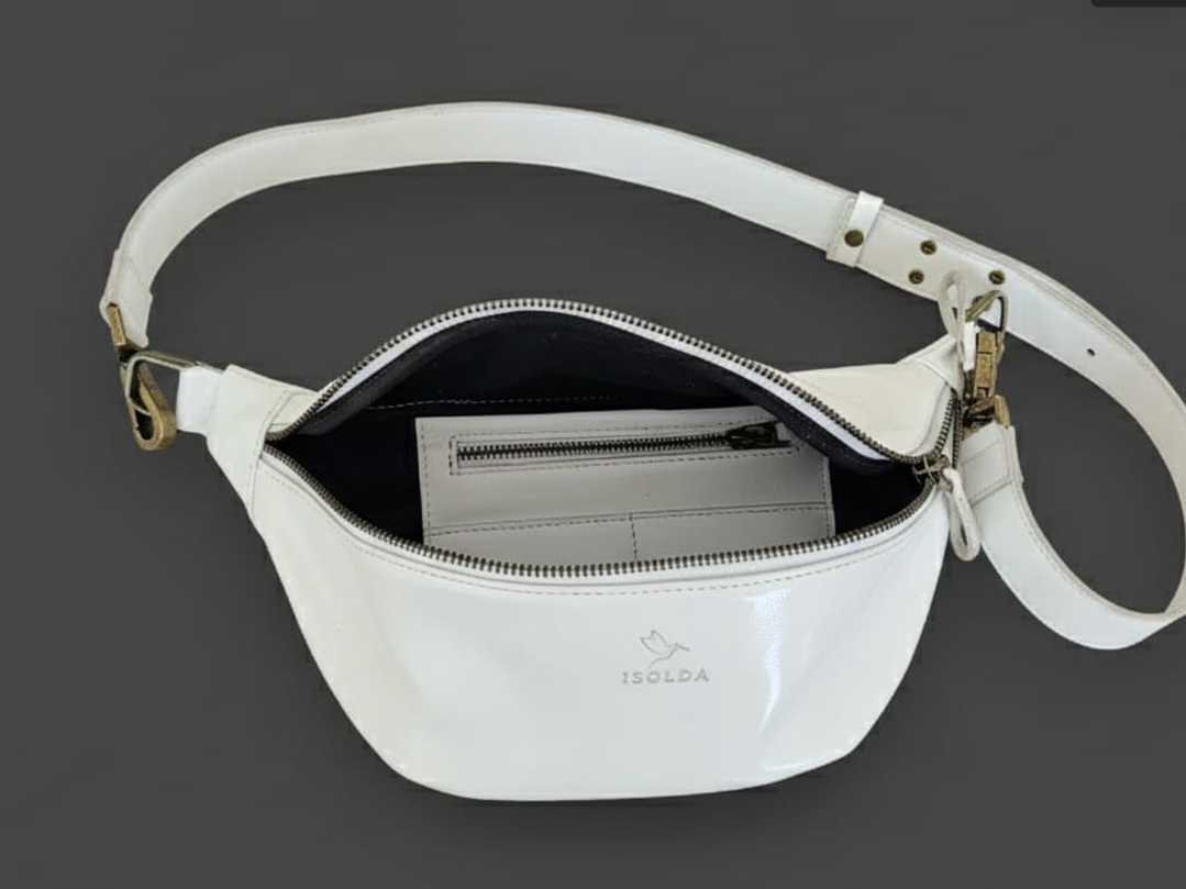 Cartera Riñonera Isolda Blanco Essential – Cuero Premium 1