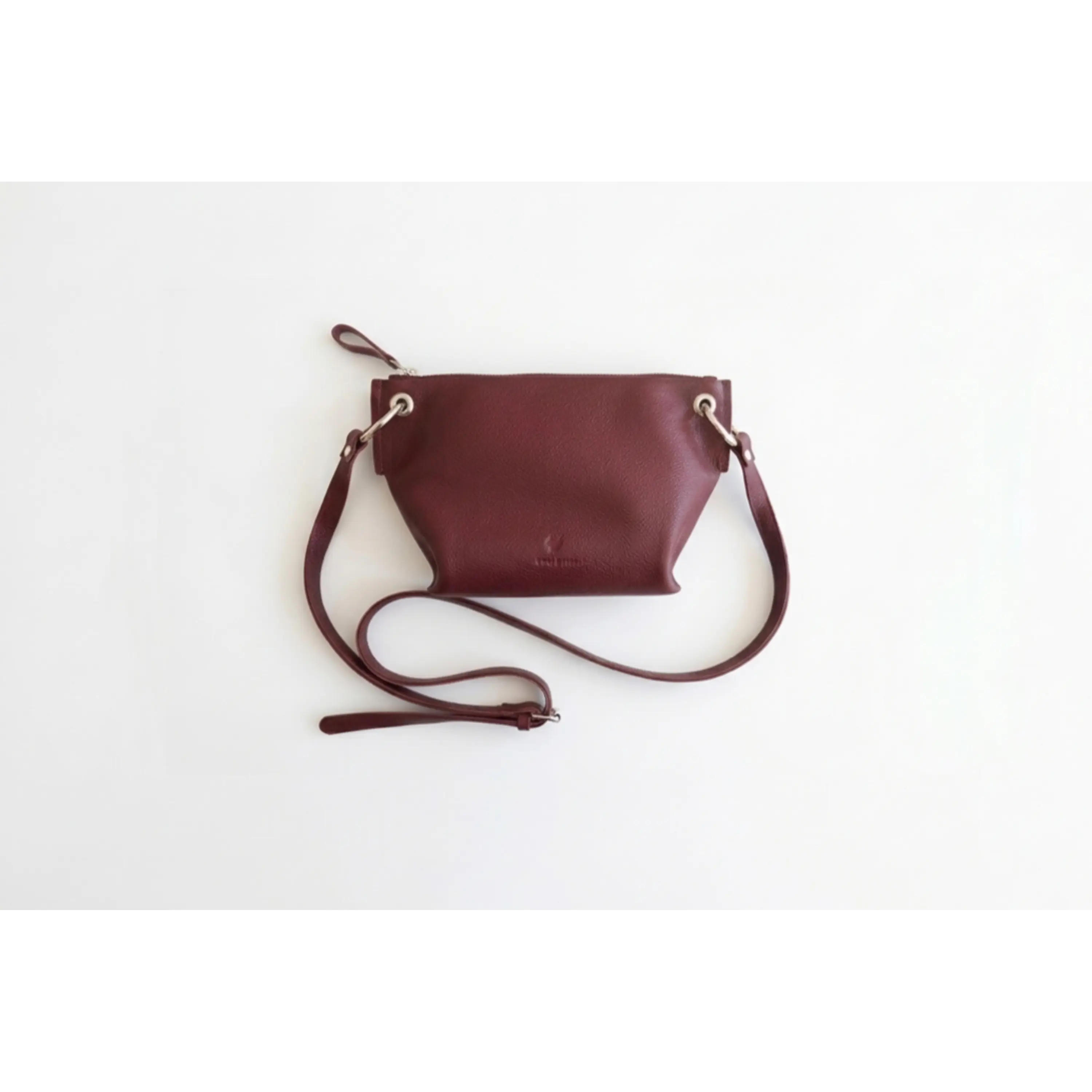 Cartera Isolda  - Cuero 1
