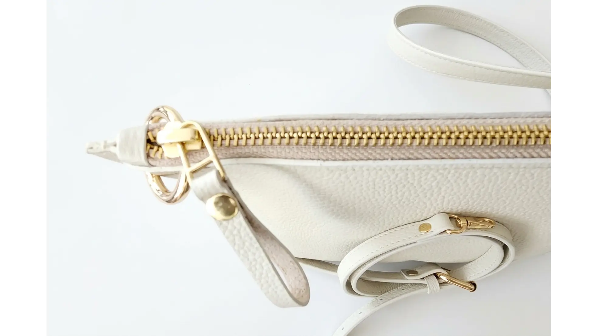 Cartera Isolda  - Cuero 2