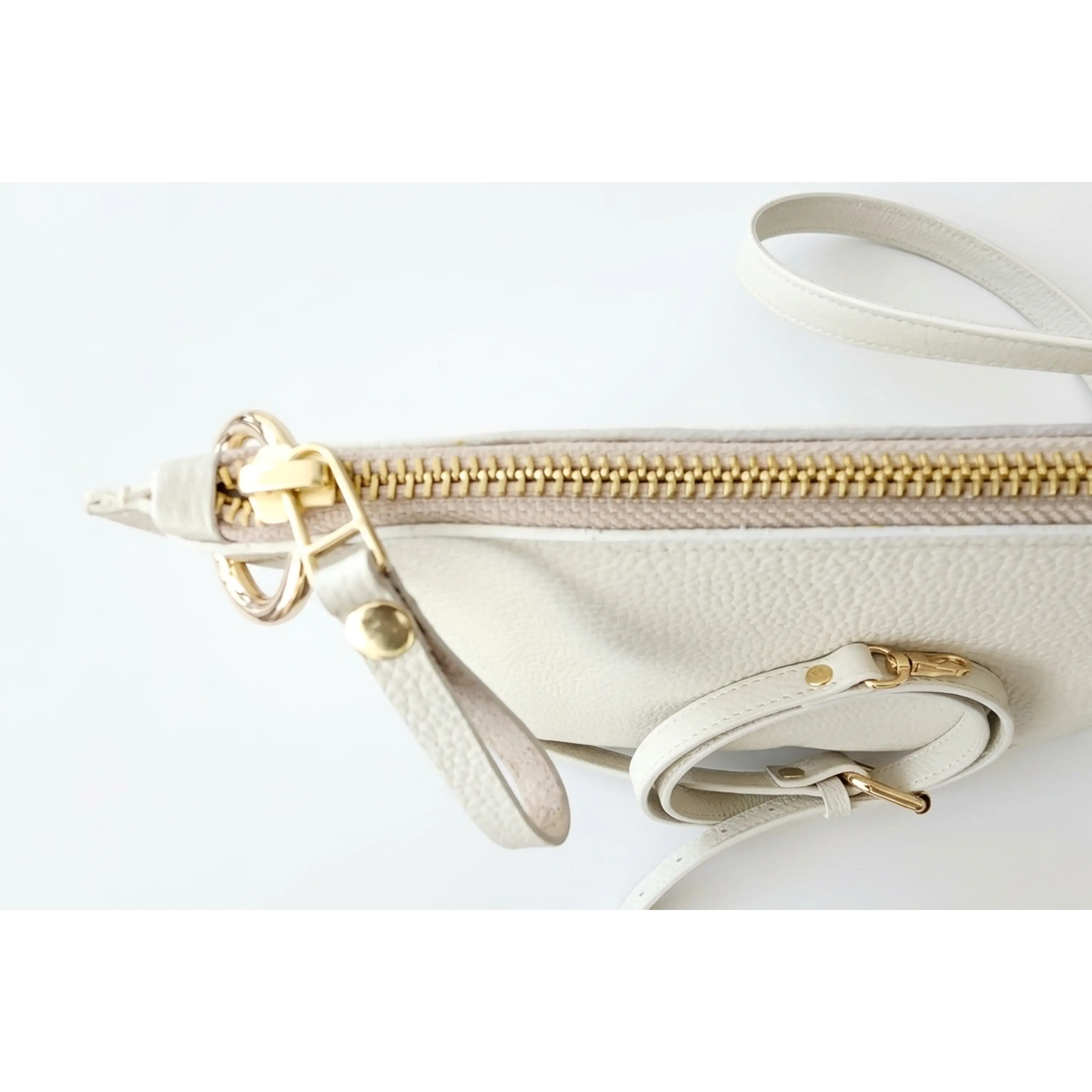 Cartera Isolda  - Cuero 2