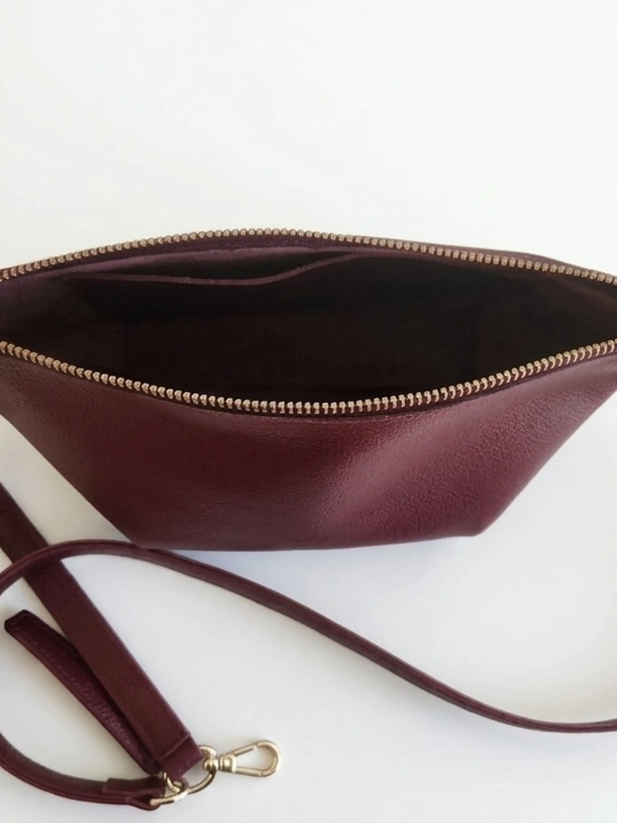 Cartera Isolda Burdeo - Cuero LWG - Hecho a mano 5