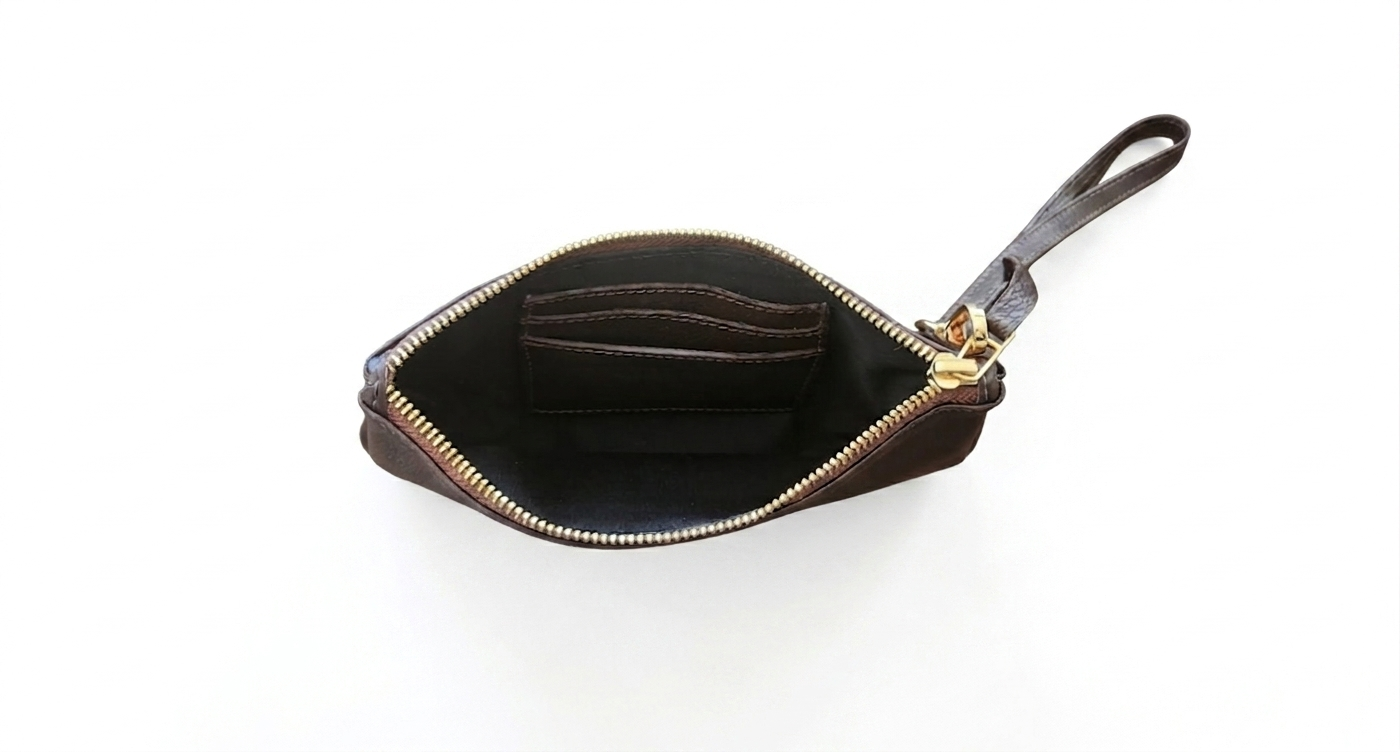 Cartera de mano Isolda - Color Chocolate - Cuero LWG - Hecho a mano 2