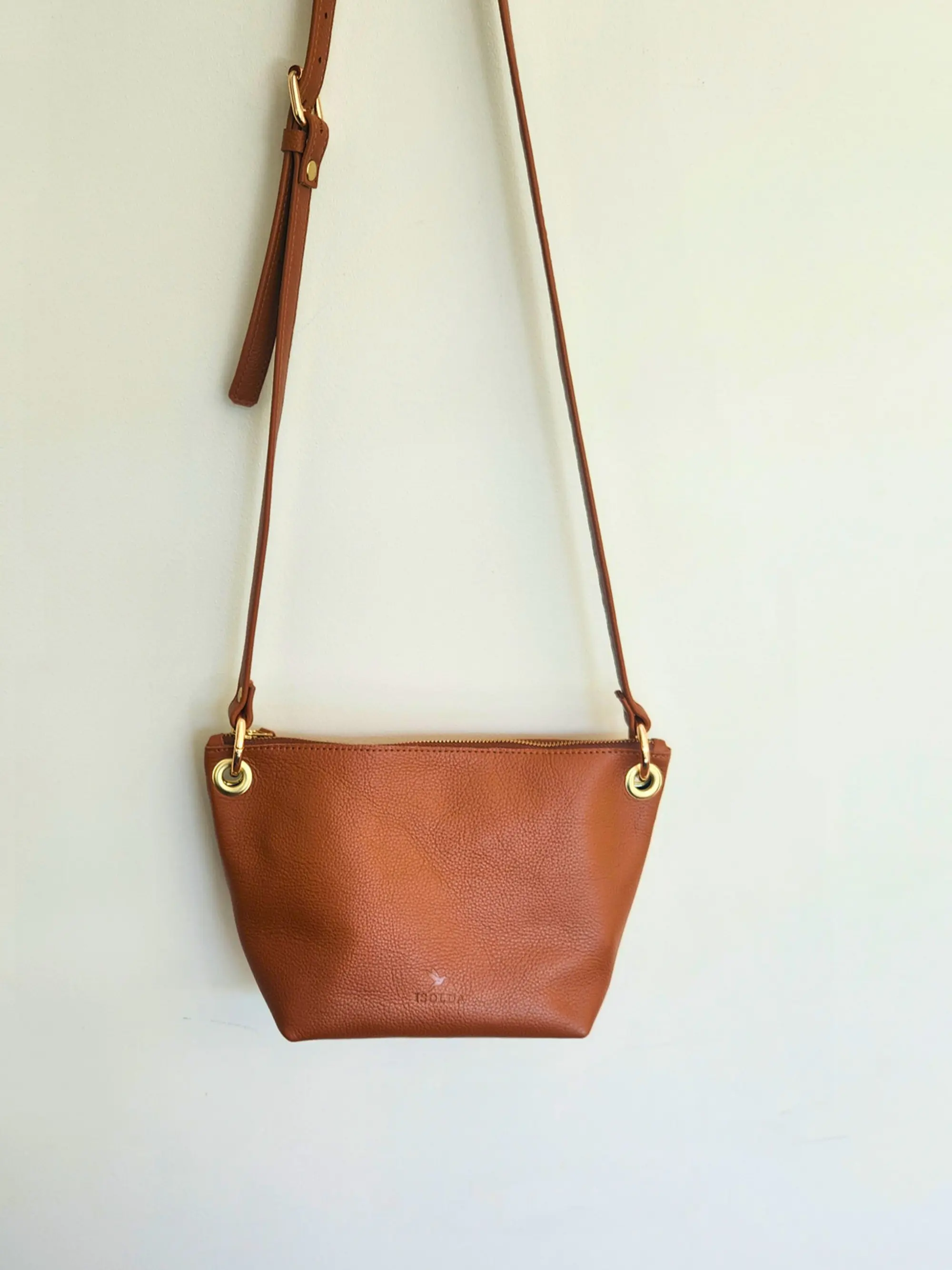 Cartera Isolda Caramelo - Cuero LWG - Hecho a mano 3