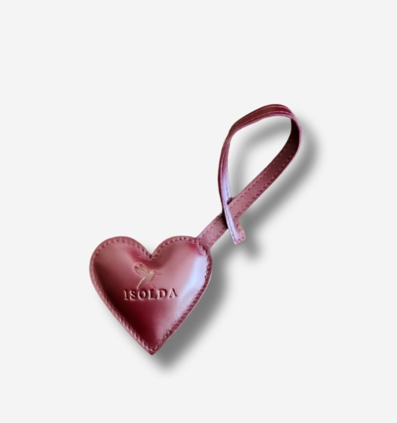 Charm Corazón - Color Burdeo-Cuero LWG - Hecho a mano 1