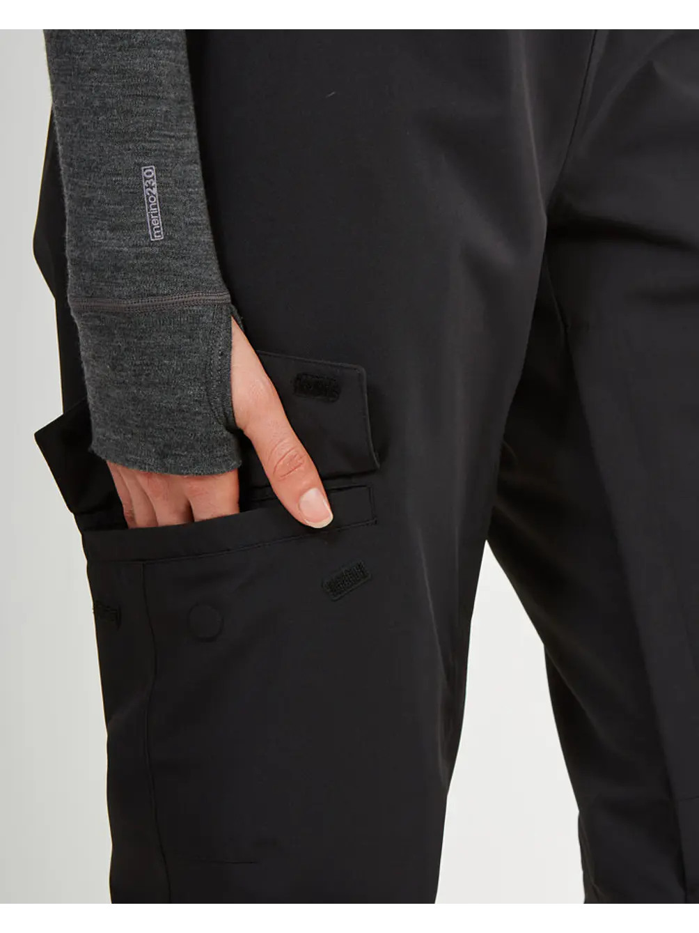 Pantalón Jardinera Harper II Pant BLK XTM  8