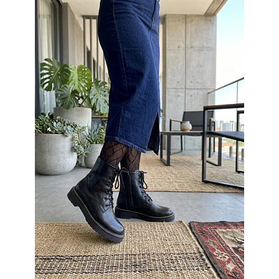 Botín militar negro martens