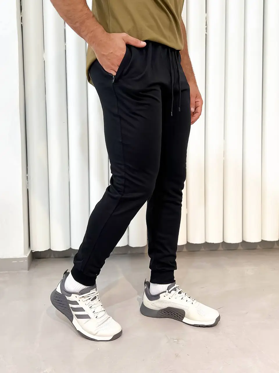 Abel Pantalón Hombre 15