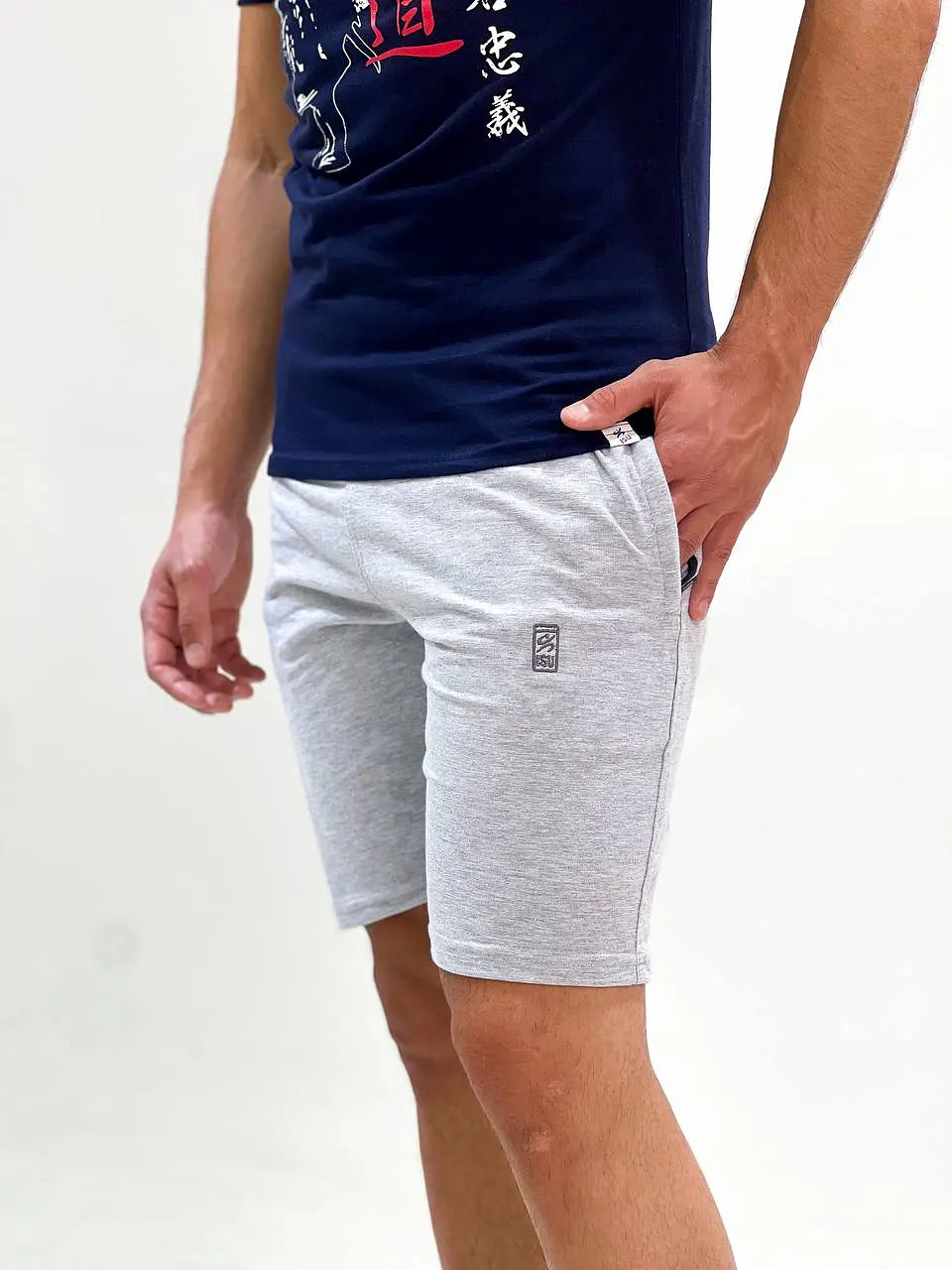 Akil Short Hombre ISU 3