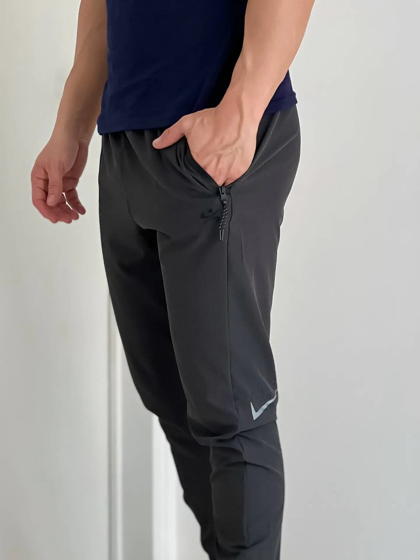 Pantalón Microfibra Hombre 18