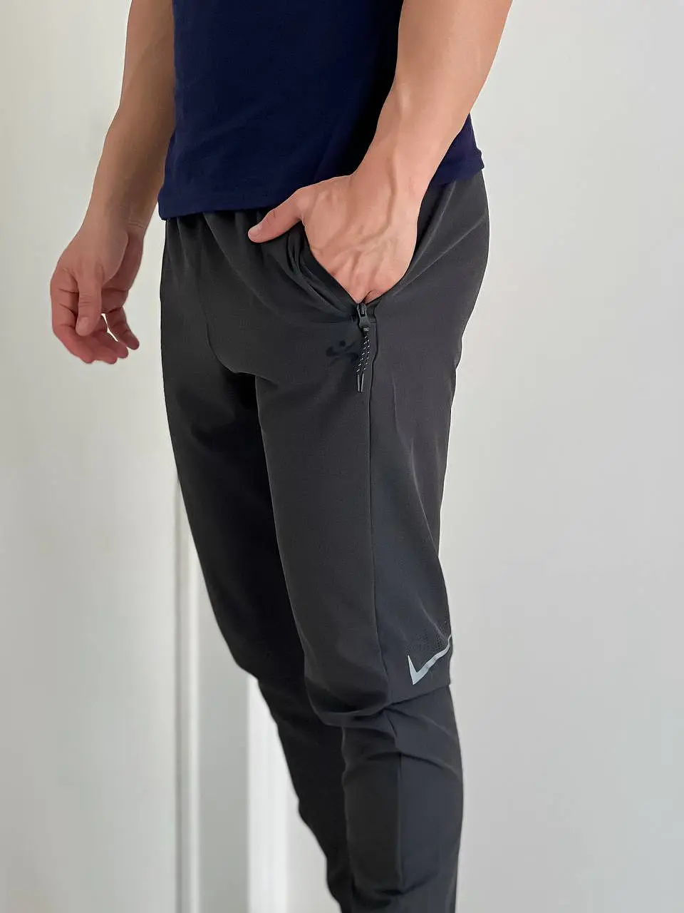 Pantalón Microfibra Hombre 18