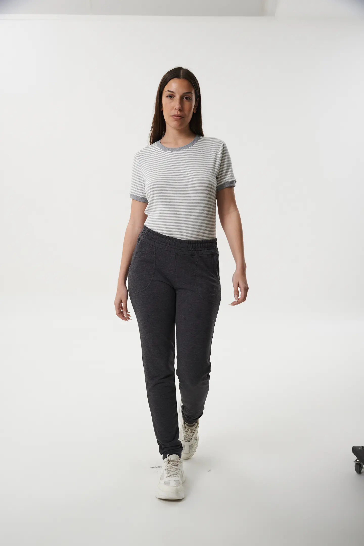 Visa remera rayada de mujer 3