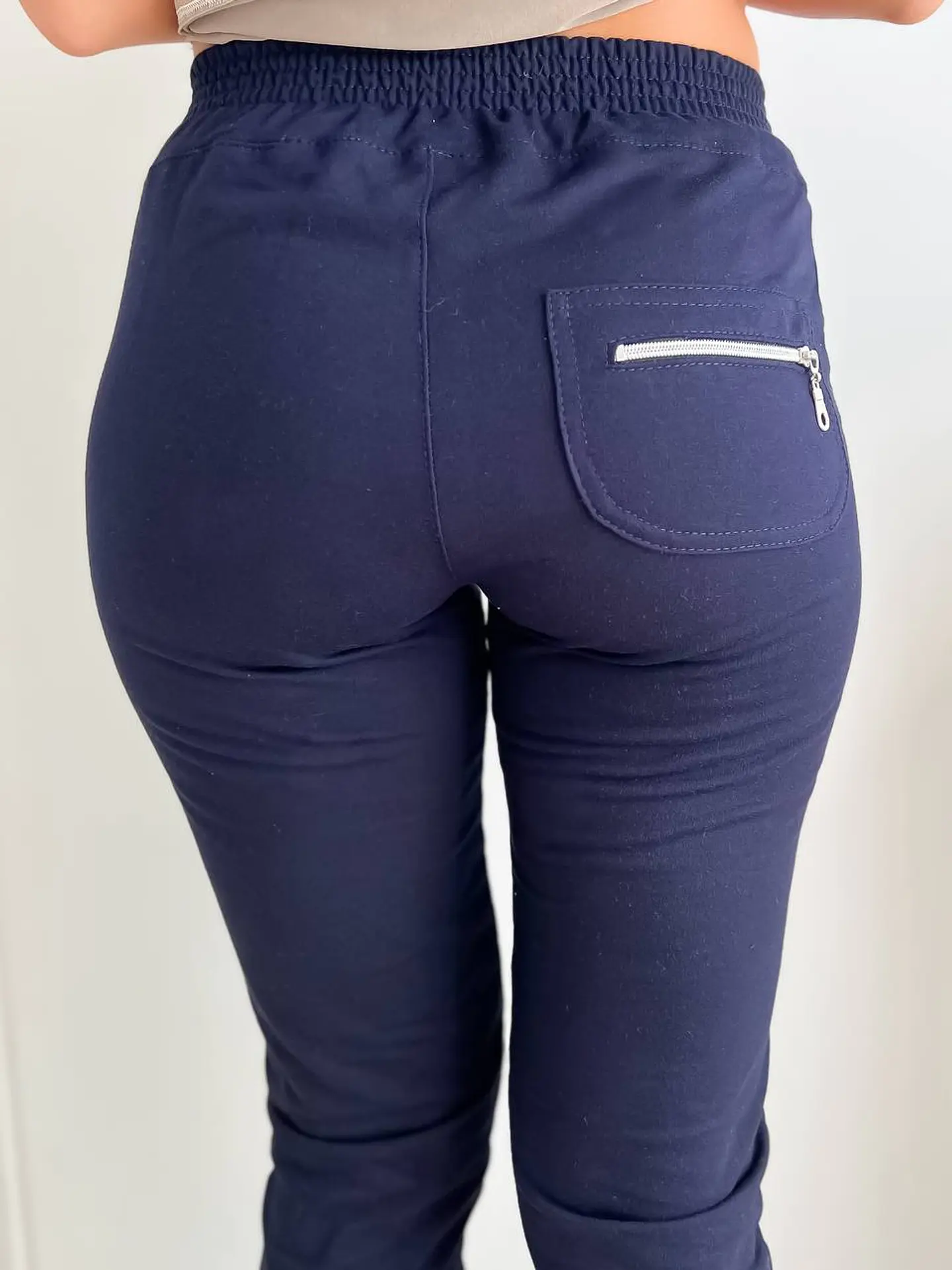 Frida pantalón chupín de mujer 4