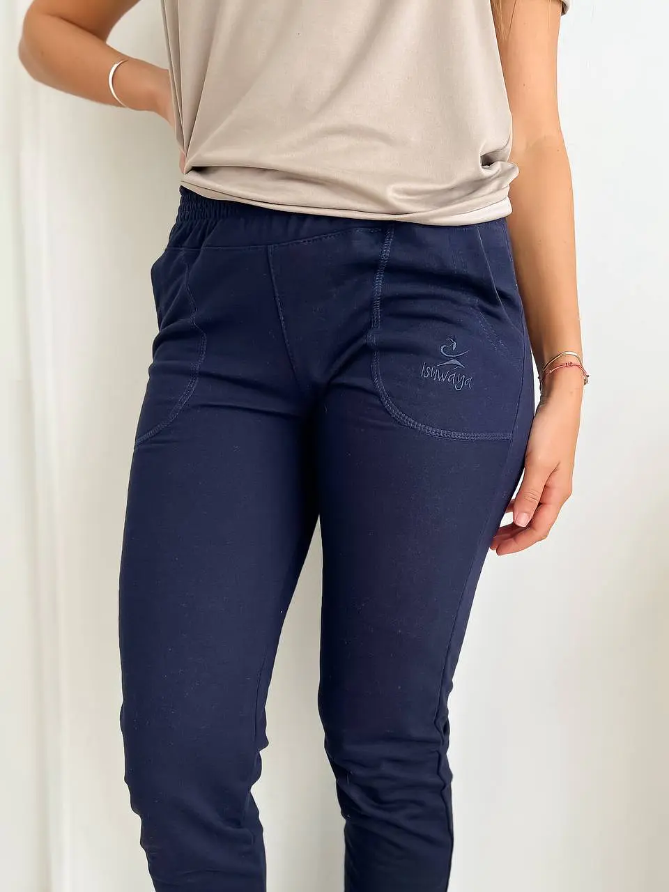 Frida pantalón chupín de mujer 6