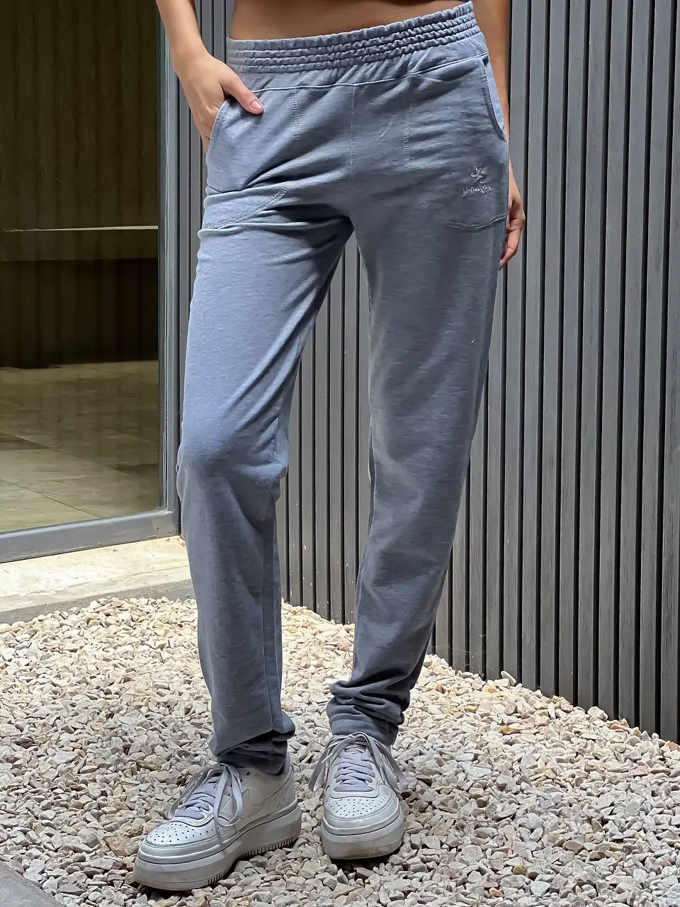 Frida pantalón chupín de mujer 12