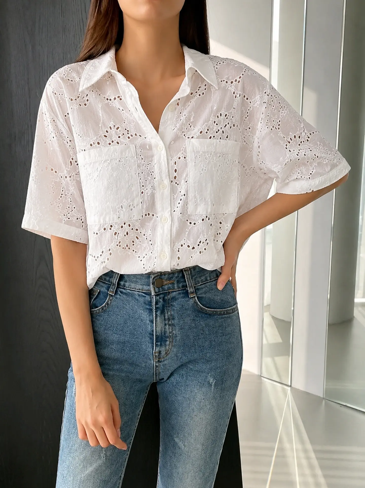 Blusa Wados Manga Corta Schiffli blanca 3