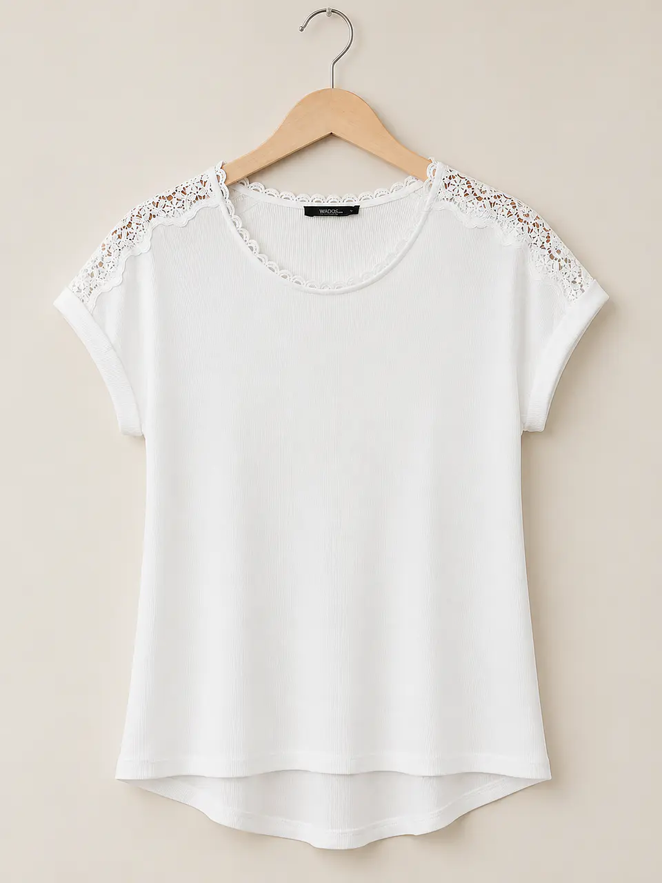 Polera manga corta Wados 1