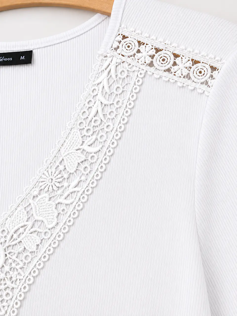 Polera manga corta Wados Blanca 4