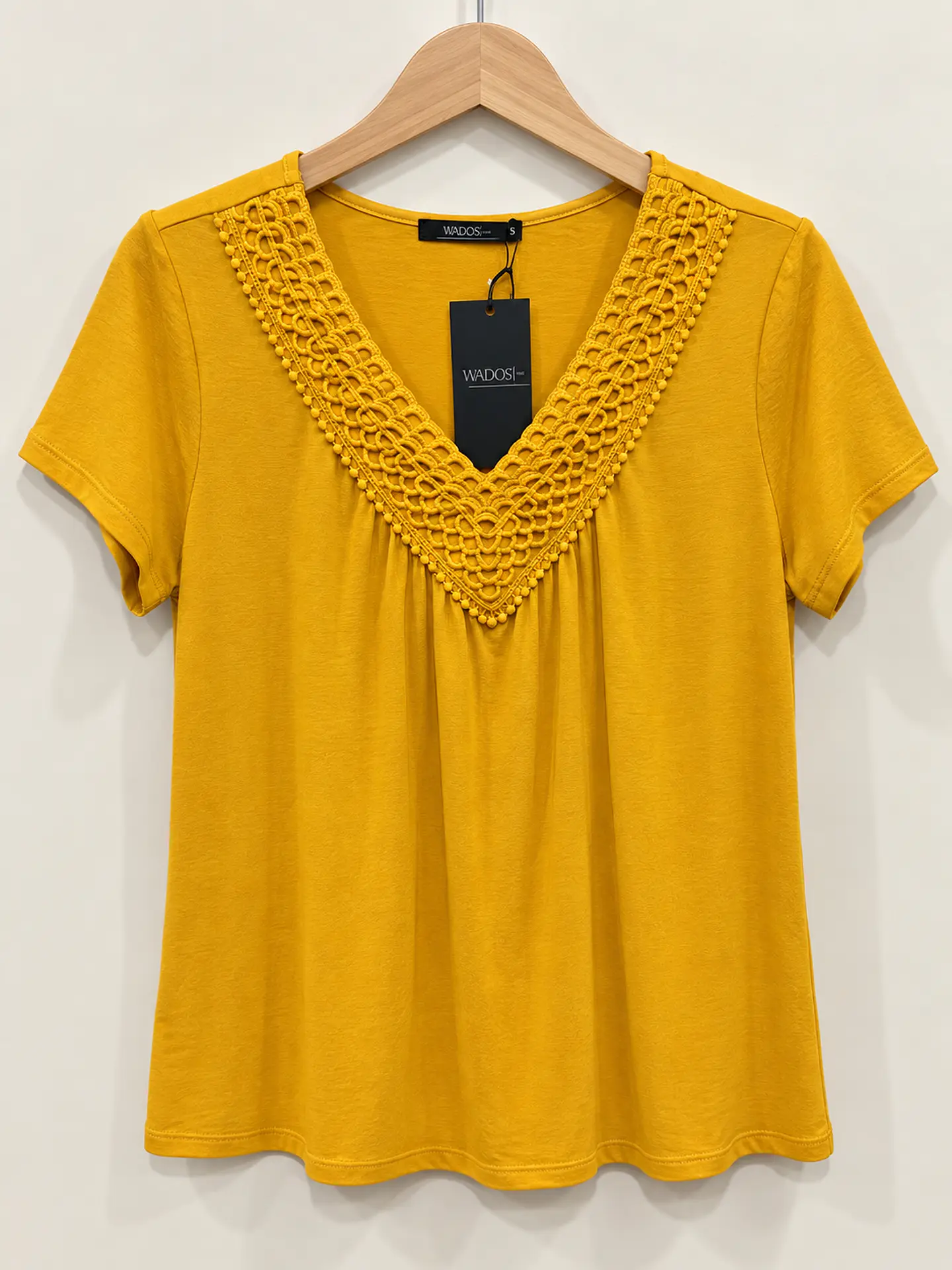 Blusa manga corta Mostaza Wados 1
