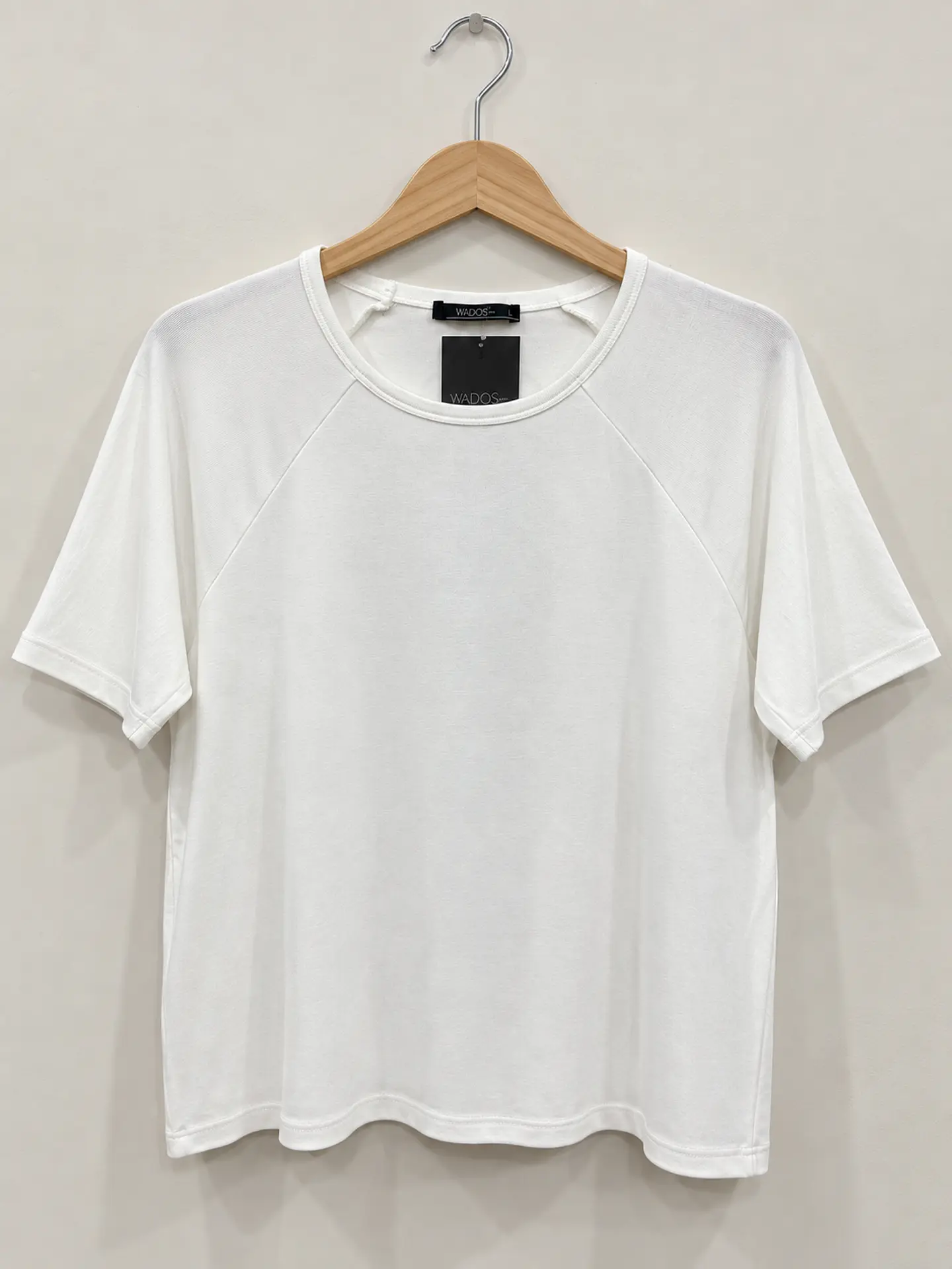 Polera manga corta Hueso Wados 1