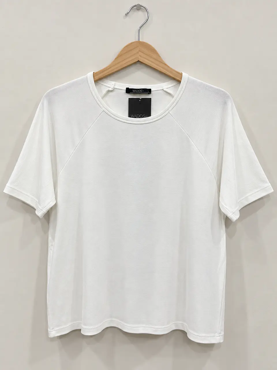 Polera manga corta Hueso Wados 1