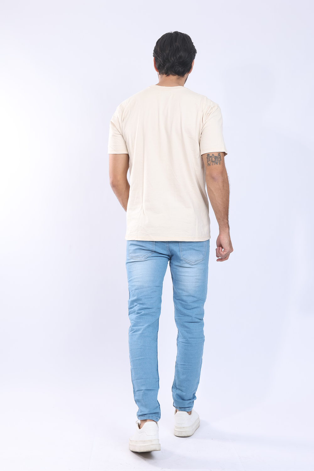 Jean jogger para hombre tono claro 3