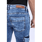 Jean tipo cargo para hombre en color azul frosteado  5