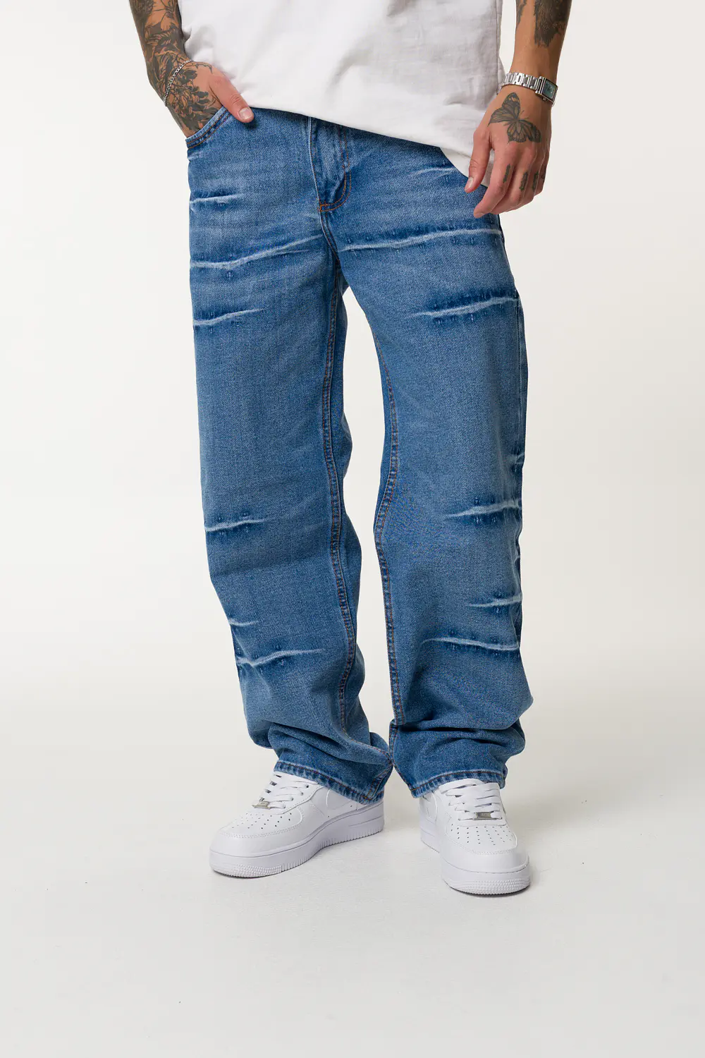 1011 OVER MODA HOMBRE TONO MEDIO 2