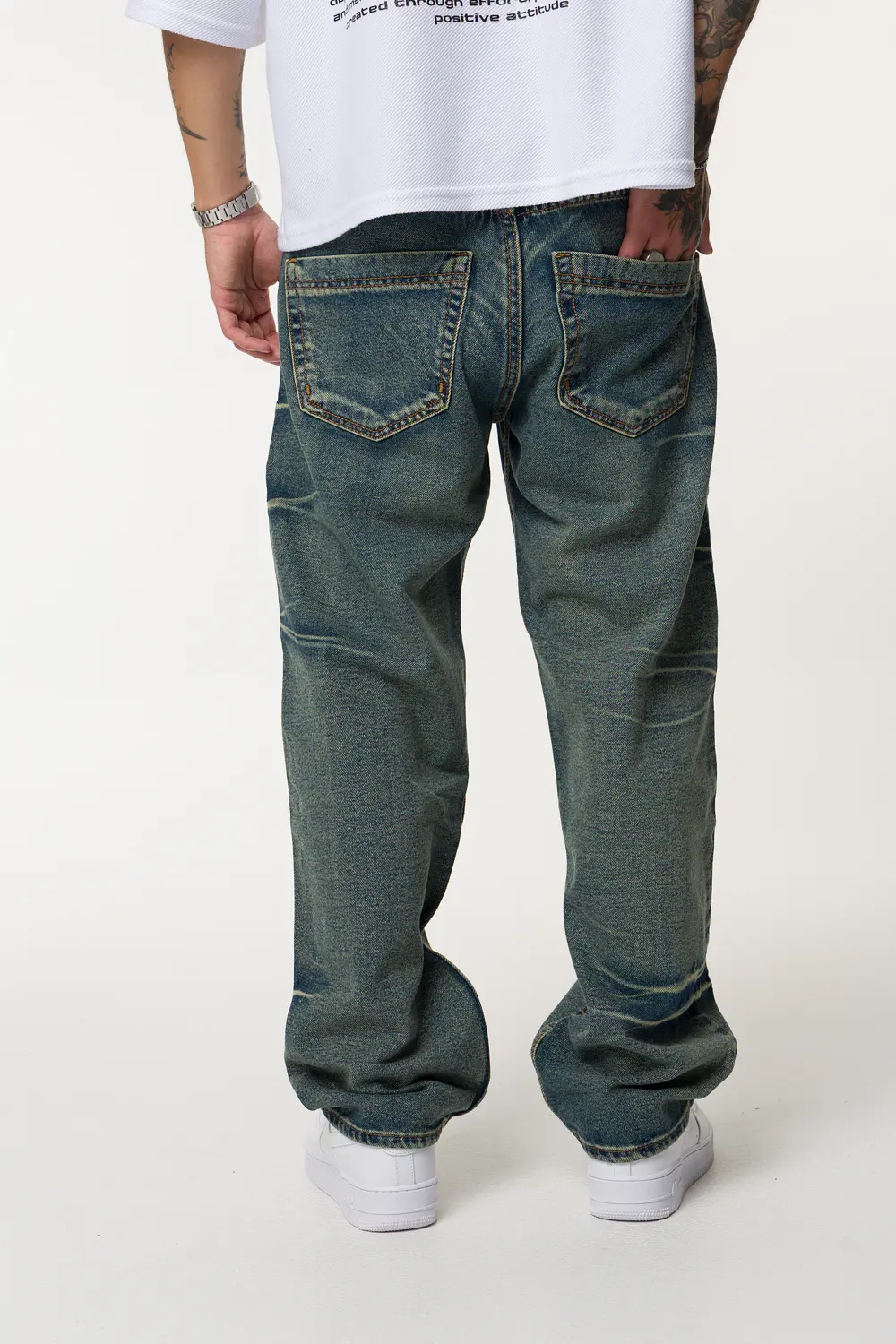 1012 OVER MODA HOMBRE TONO DIRTY 3