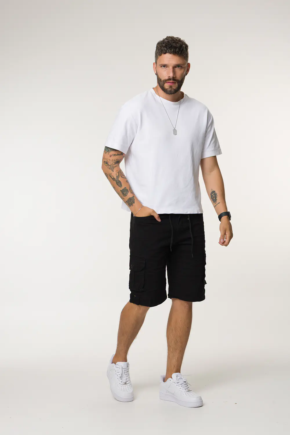 BERMUDA JOGGER TONO NEGRO 6