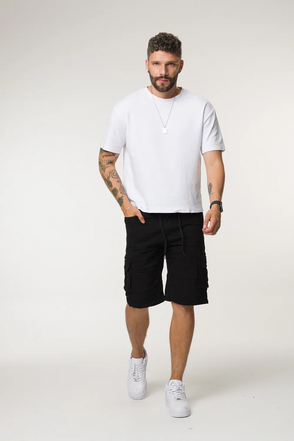 BERMUDA JOGGER TONO NEGRO 3