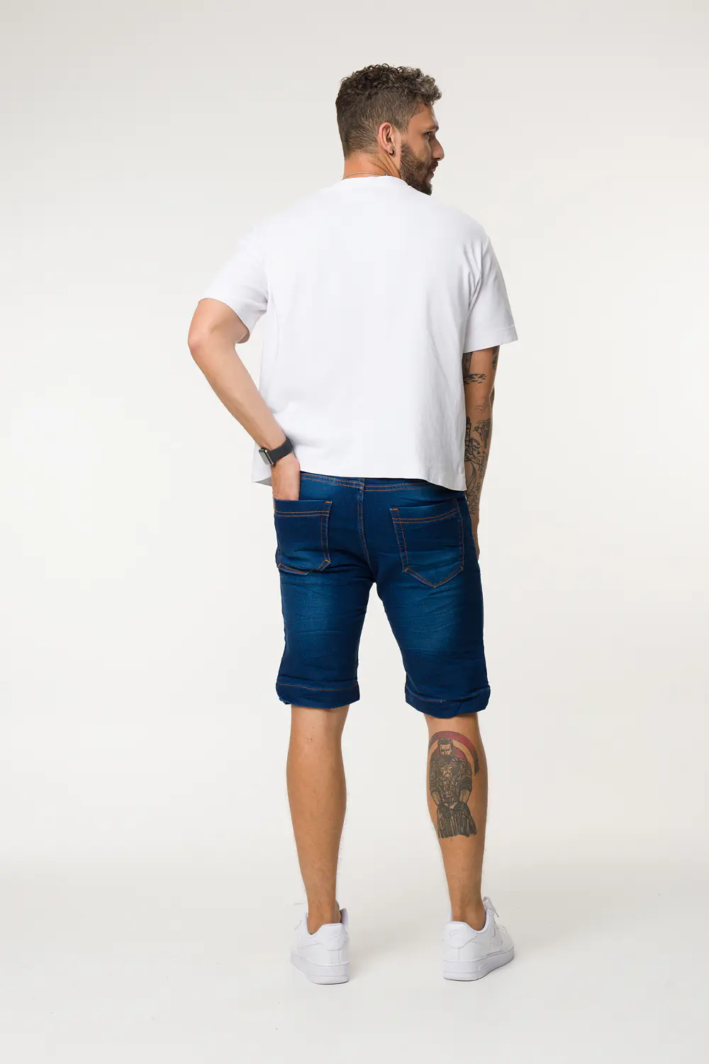 BERMUDA JOGGER TONO MAS QUE MEDIO 3