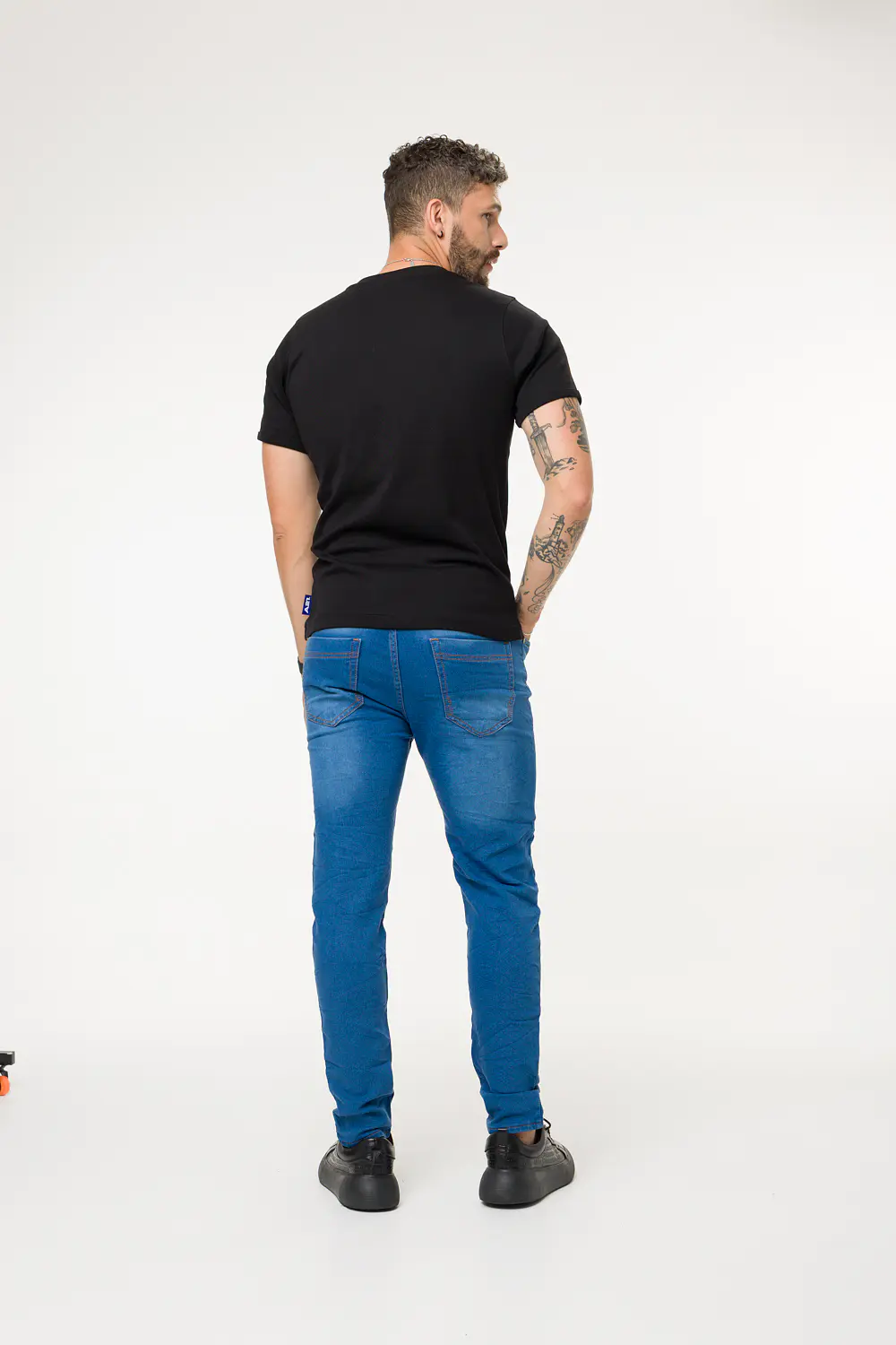 JOGGER TONO MEDIO 5