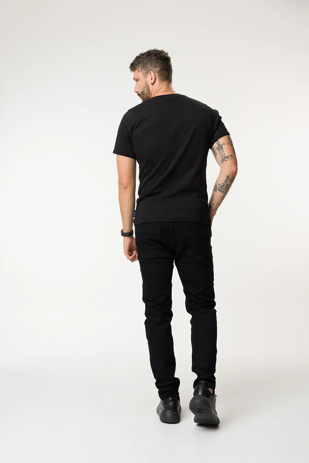 JOGGER TONO NEGRO 3