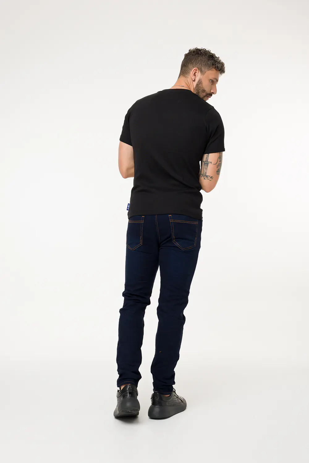 JOGGER TONO PARDO 4