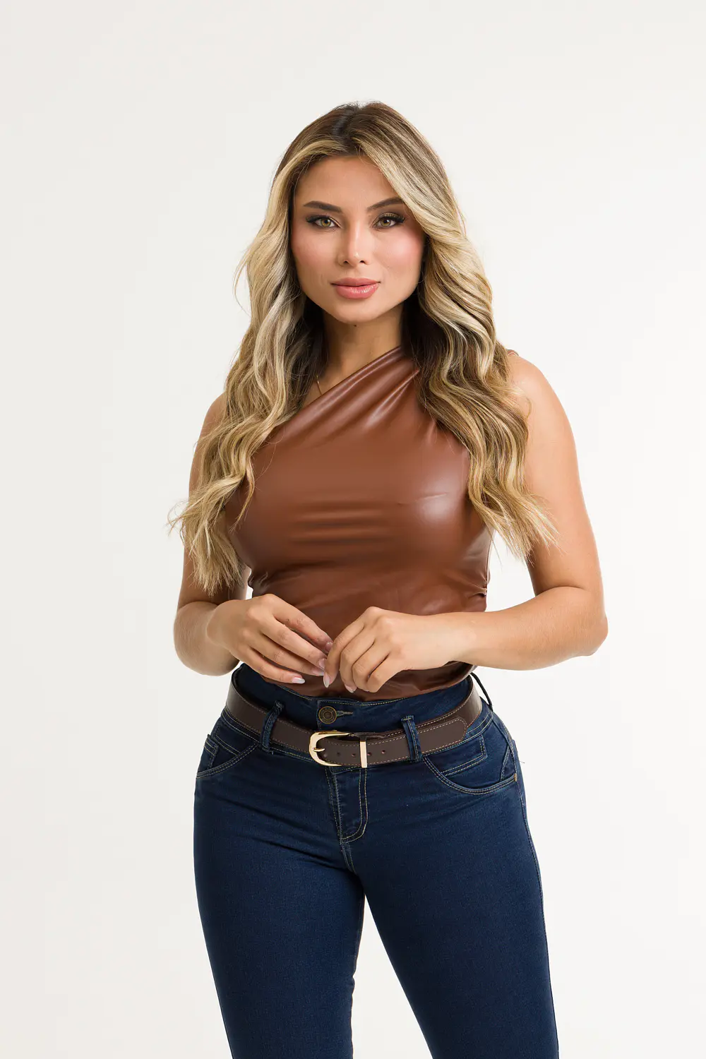 PRETINA ANCHA CON BOLSILLO TONO INDUSTRIAL 4