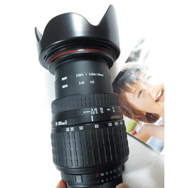 Sigma 28-300mm Macro Estado TOP, pouco uso para Nikon