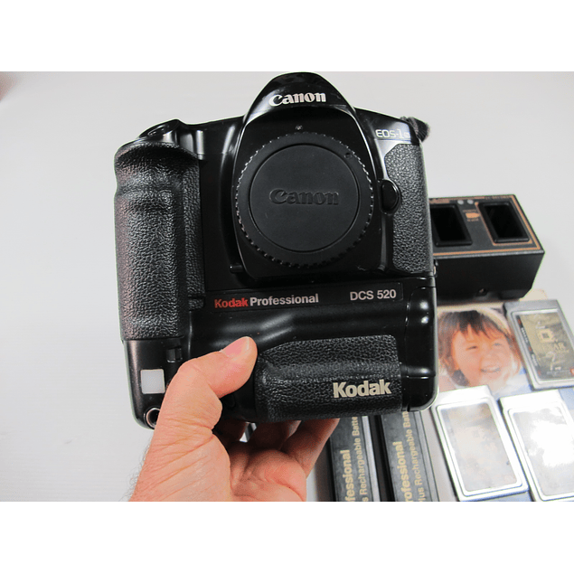Canon Kodak profissional DSC 520 = Canon 1D Mark I