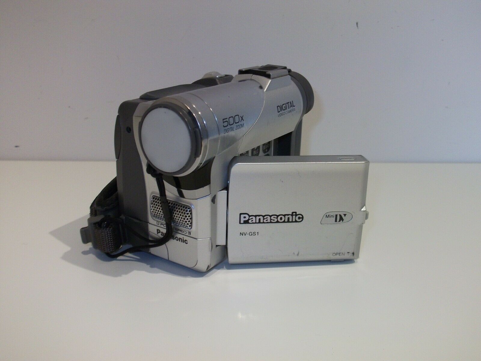 Camara Filmar Panasonic NV-GS1B Mini Dv