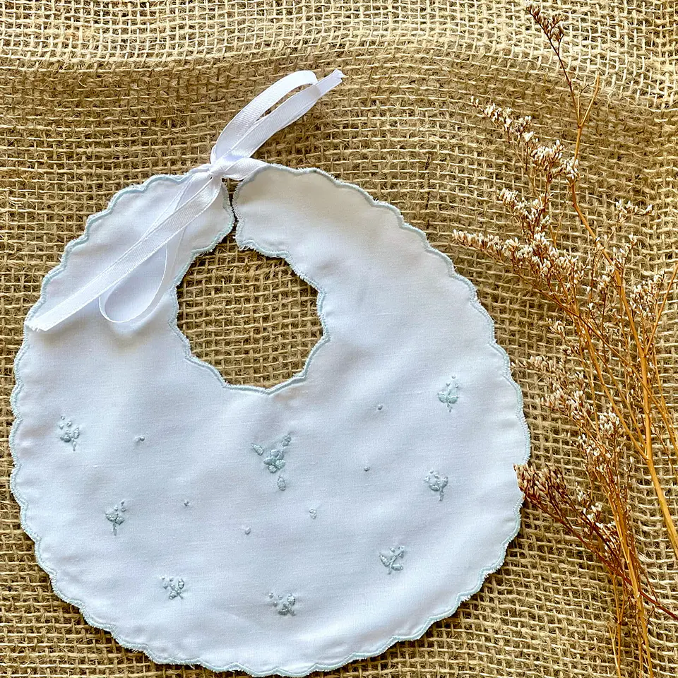 Babero Jacinta Celeste 1