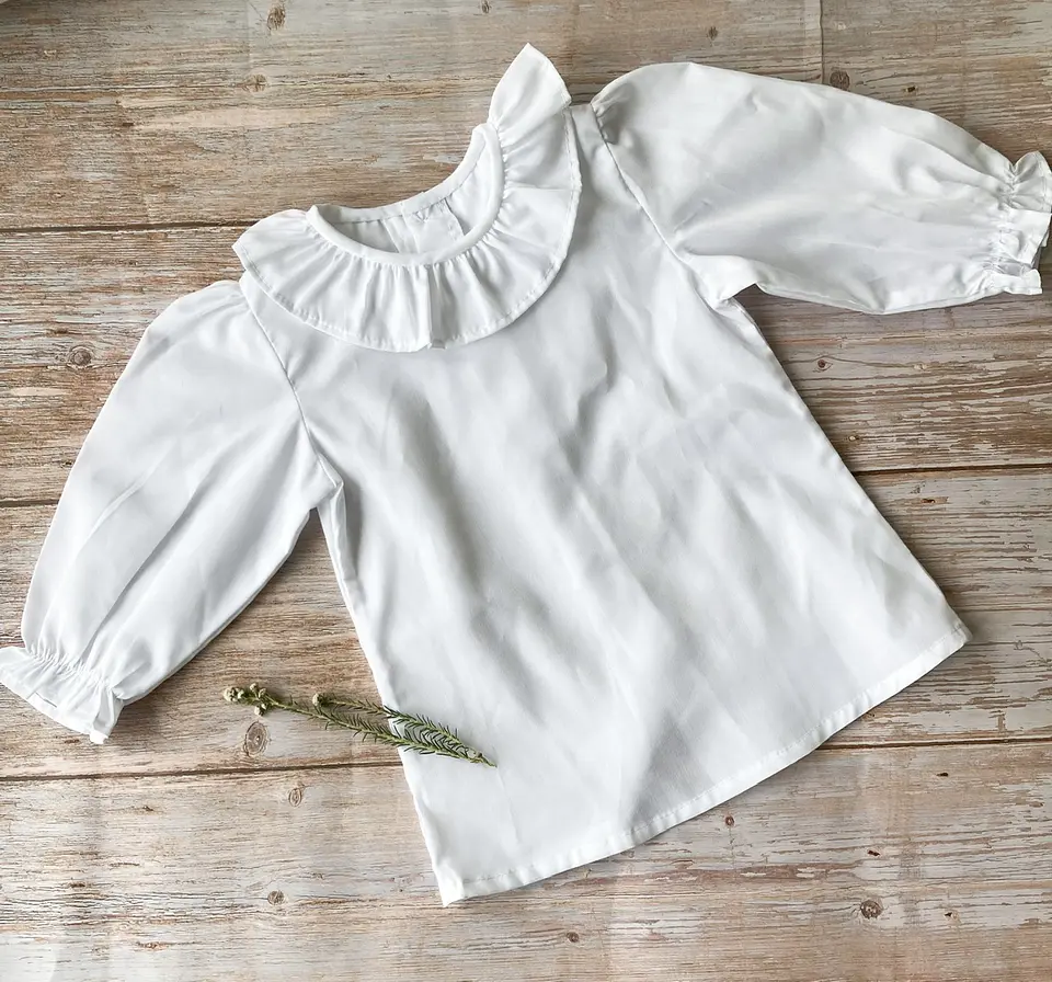 Blusa Blanca Cuello Payaso 2