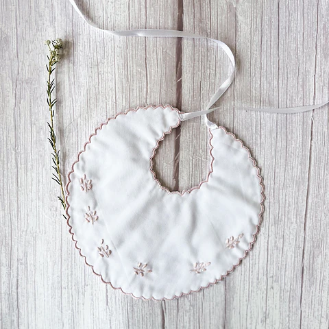 Babero Hojas Rosadas