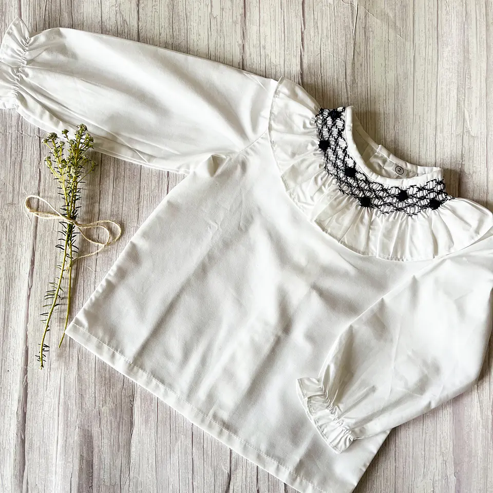 Blusa Lupe Punto Smock 2