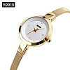 Reloj en acero elegante cuatro brillantes