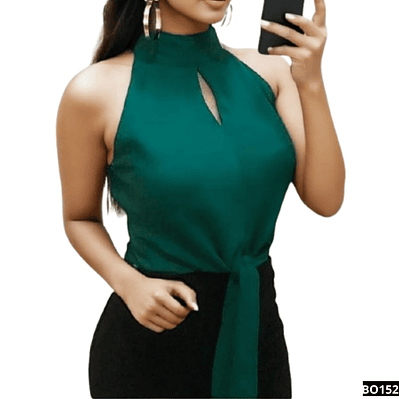 Blusa de moda con abertura en el pecho