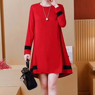 Vestido elegante con franjas negras