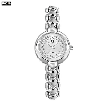 Reloj en acero fondo diamantes