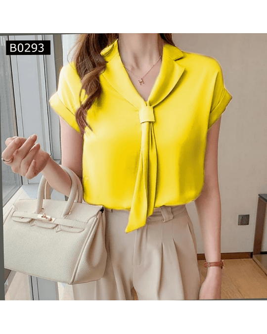 Blusa Elegante con Cuello y Listón 