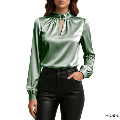 Blusa Satinada con escote y detalle en el cuello