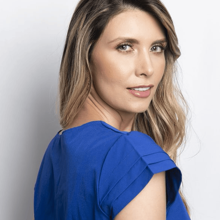 Blusa de moda con perlas 9